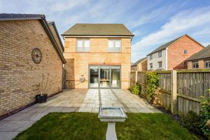 Photo 32- click for photo gallery